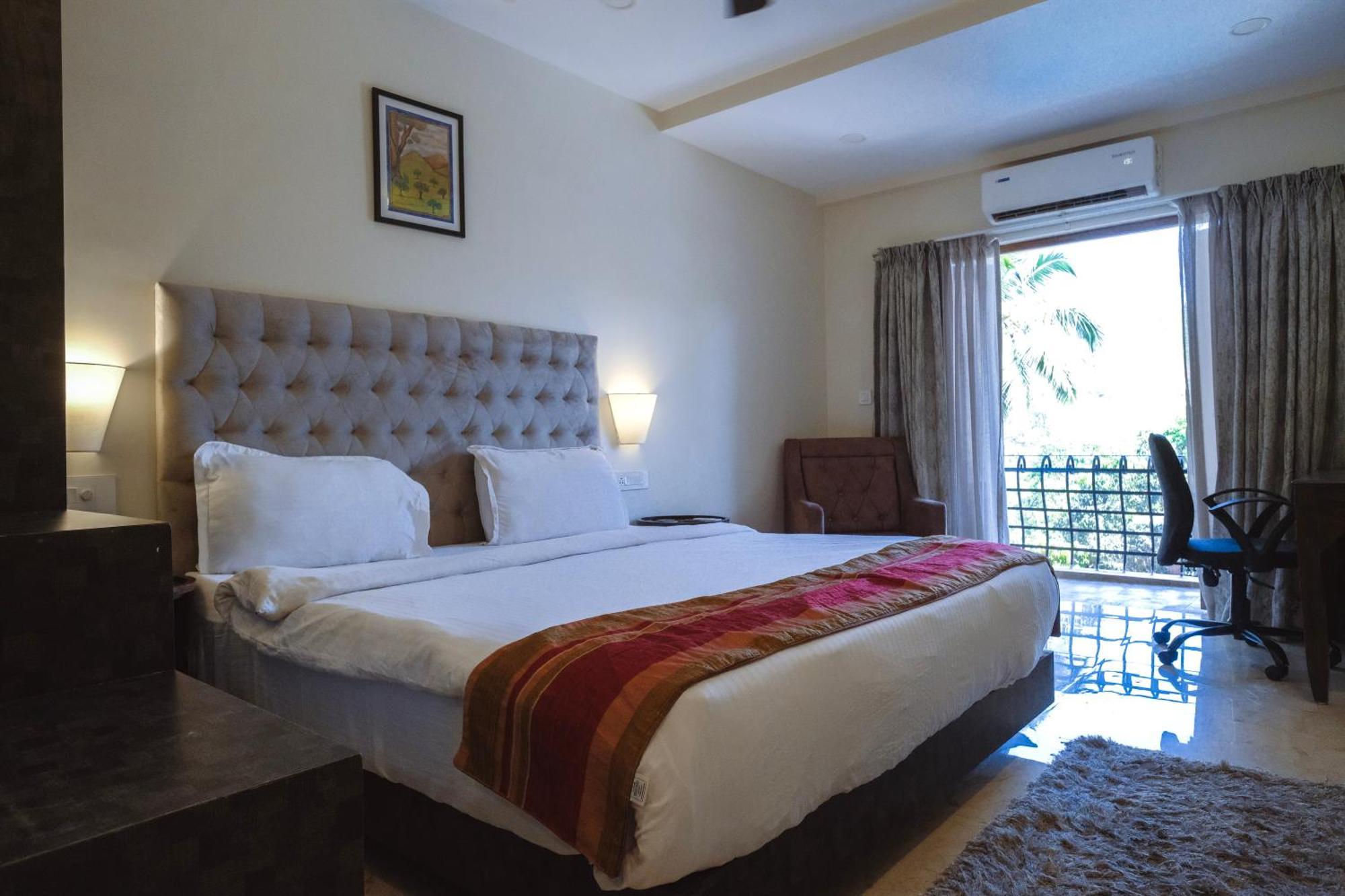 The Verda De Miranda Resort Morjim North Goa Exteriör bild