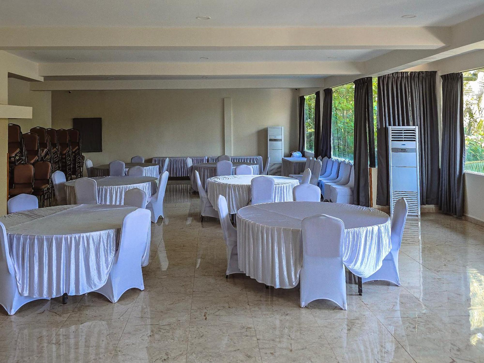 The Verda De Miranda Resort Morjim North Goa Exteriör bild